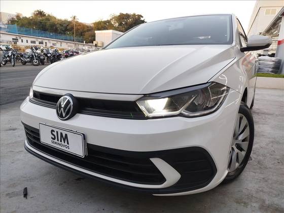 VOLKSWAGEN POLO 1.0 MPI MANUAL VOLKSWAGEN POLO 1.0 MPI MANUAL